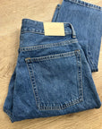Everlane 100% Organic Cotton The Curvy 90's Cheeky Straight Leg Jean