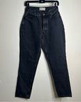 Everlane 100% Organic Cotton The 90's Curvy Fit Cheeky Straight Jean Black