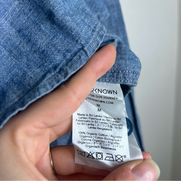 Outerknown 100% Organic Cotton Chambray Denim Collared Long Sleeve Blouse