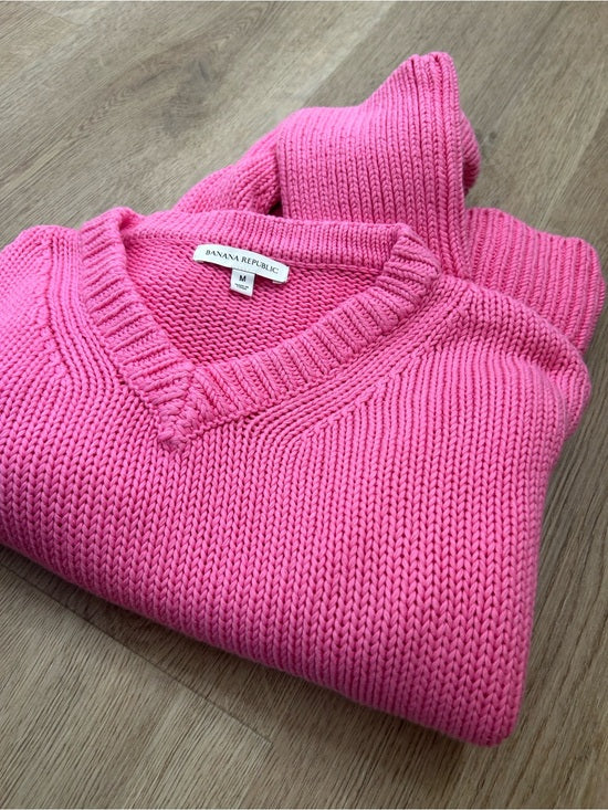 Banana Republic 100% Cotton Pink Textured Heavy Knit V - Neck Pullover Sweater
