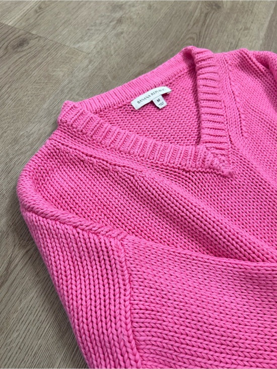 Banana Republic 100% Cotton Pink Textured Heavy Knit V - Neck Pullover Sweater