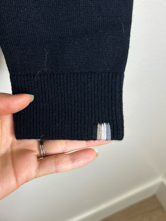 One Grey Day 100% Merino Wool Fine Knit Black Crew Neck Pullover Sweater