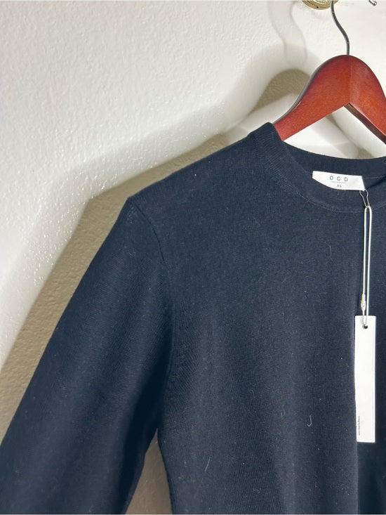 One Grey Day 100% Merino Wool Fine Knit Black Crew Neck Pullover Sweater
