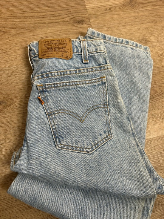 Vintage Levi's 100% Cotton Orange Tab 550 Student Fit Tapered Straight Leg Jean