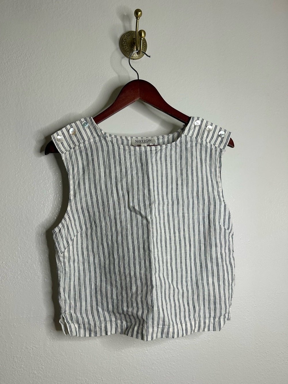 Nation LTD Nation LA 100% Linen White Blue Striped Cropped Tank Top Shell Button Detail - Linen
