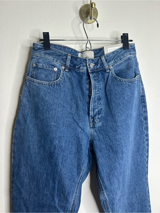 Everlane 100% Organic Cotton The Curvy 90's Cheeky Straight Leg Jean