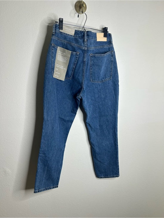 Everlane 100% Organic Cotton The Curvy 90's Cheeky Straight Leg Jean