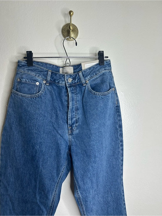 Everlane 100% Organic Cotton The Curvy 90's Cheeky Straight Leg Jean