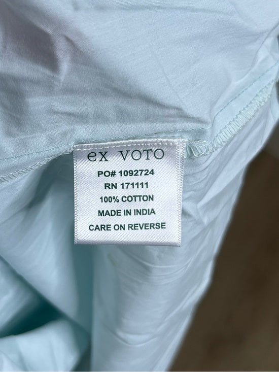 Ex - Voto 100% Cotton Poplin Hayes Embroidered Floral Maxi Dress in Blue