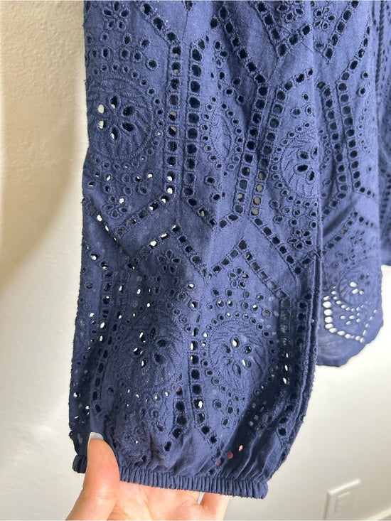 Garnet Hill 100% Cotton Eyelet Floral Detail Navy Blue Long Sleeve Blouse Top