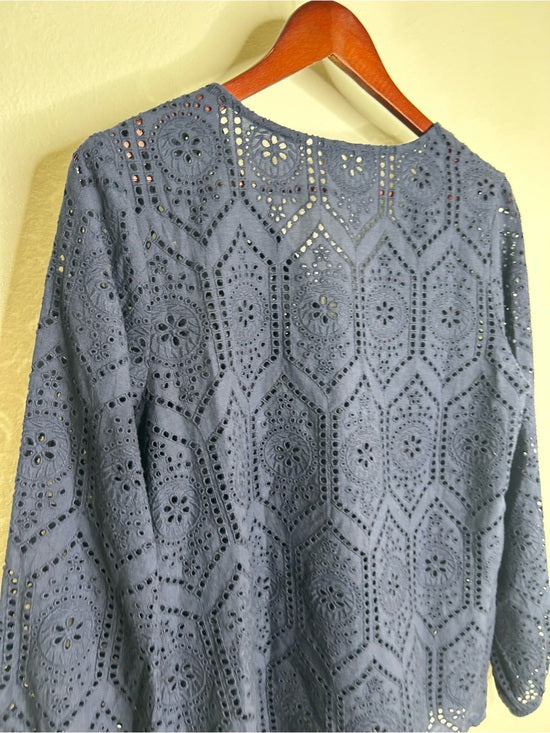 Garnet Hill 100% Cotton Eyelet Floral Detail Navy Blue Long Sleeve Blouse Top