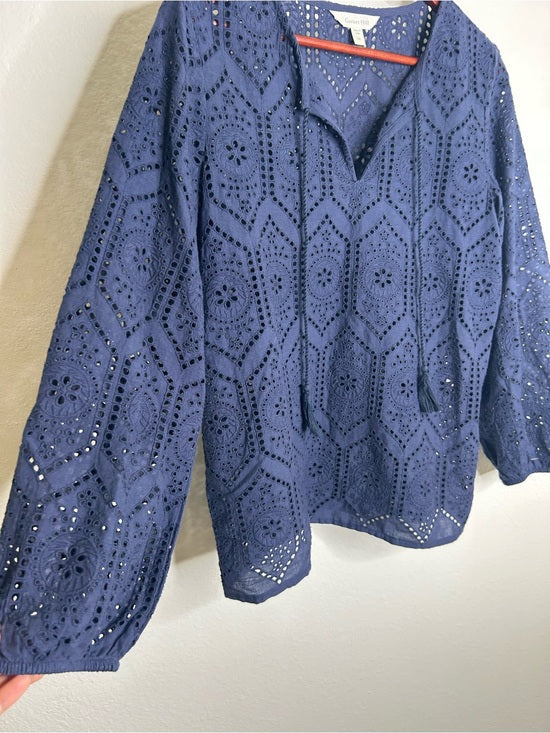 Garnet Hill 100% Cotton Eyelet Floral Detail Navy Blue Long Sleeve Blouse Top