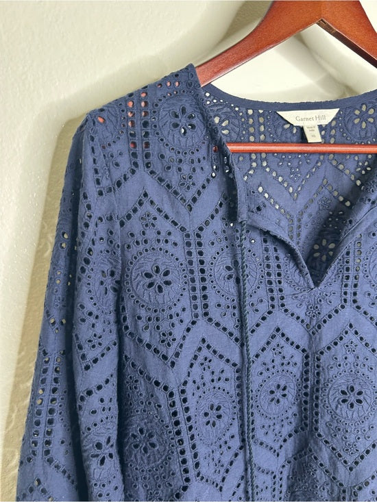 Garnet Hill 100% Cotton Eyelet Floral Detail Navy Blue Long Sleeve Blouse Top