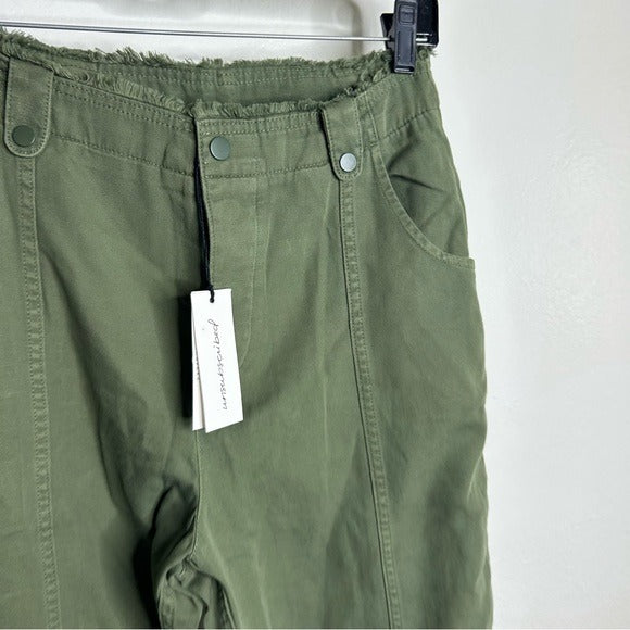 Unsubscribed 100% Cotton Green Tapered Utility Style Pant