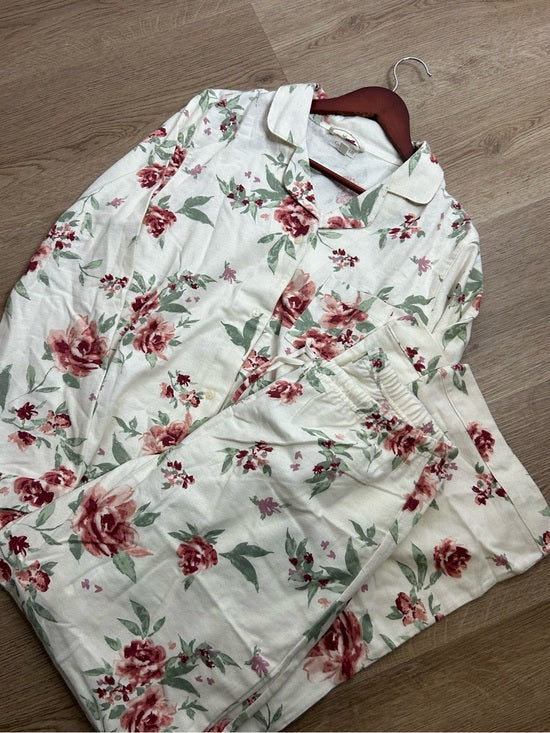 Garnet Hill 100% Organic Cotton Floral White Long Sleeve Pajama Set