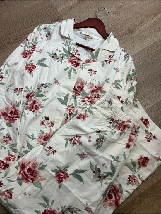 Garnet Hill 100% Organic Cotton Floral White Long Sleeve Pajama Set