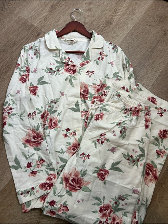 Garnet Hill 100% Organic Cotton Floral White Long Sleeve Pajama Set