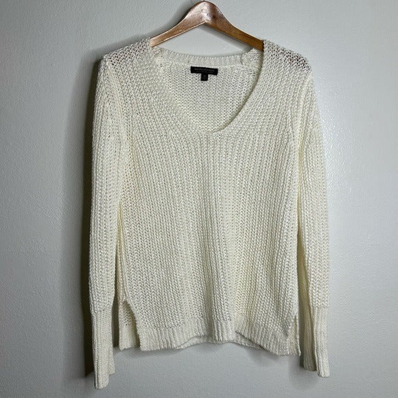 Banana Republic Banana Republic 100% Italian Linen Thick Knit Cream V - Neck Pullover Sweater - Linen