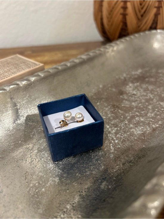 14K Gold 14K Gold Small Pearl Stud Earrings
