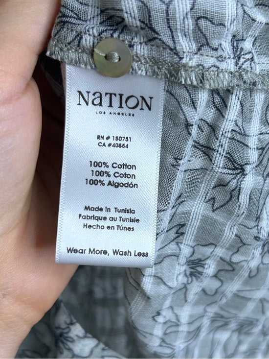 Nation LA 100% Cotton Floral Sage Green Button Down Lightweight Blouse