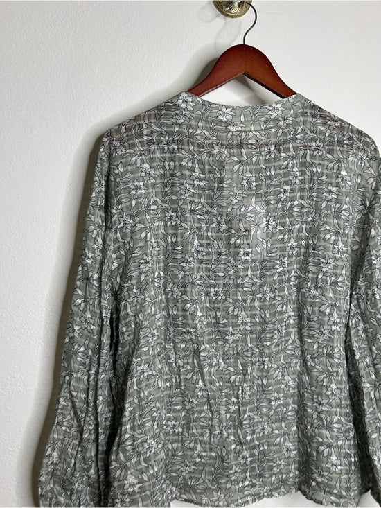 Nation LA 100% Cotton Floral Sage Green Button Down Lightweight Blouse