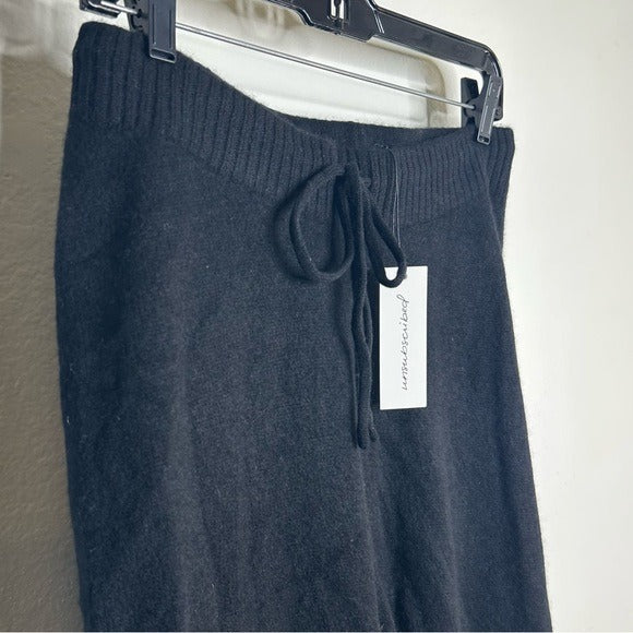100% Cashmere Black Jogger Style Drawstring Pull on Pant Unsubscribed
