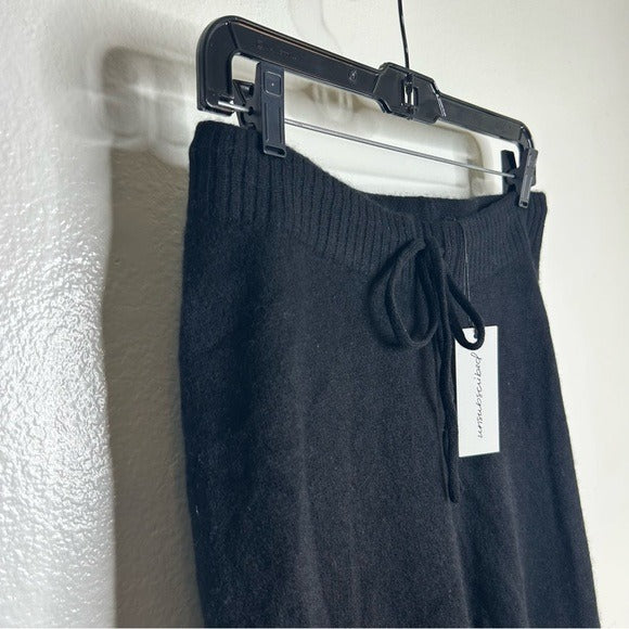 100% Cashmere Black Jogger Style Drawstring Pull on Pant Unsubscribed