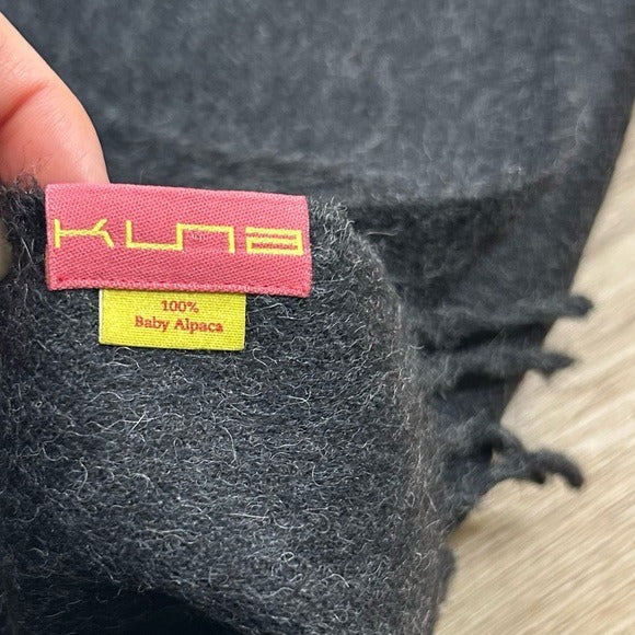 KUNA 100% Baby Alpaca Fringe Charcoal Gray Tassel Scarf