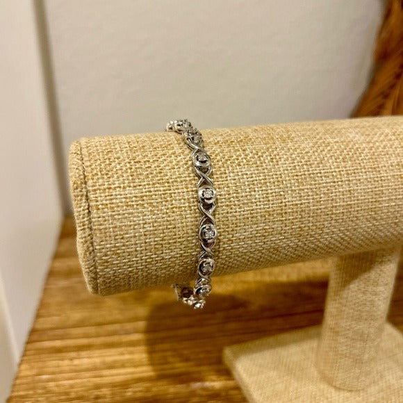 Sterling Silver Chain Link Bracelet Genuine Diamond Accent
