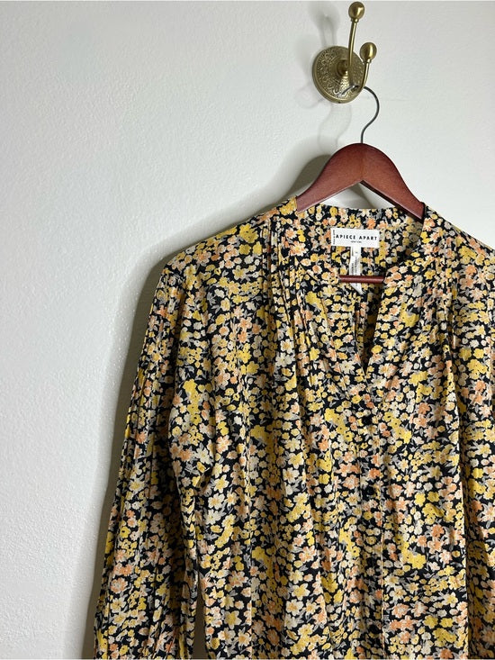 Apiece Apart Apiece Apart 100% Organic Cotton Floral Poplin Button Down Blouse - Cotton