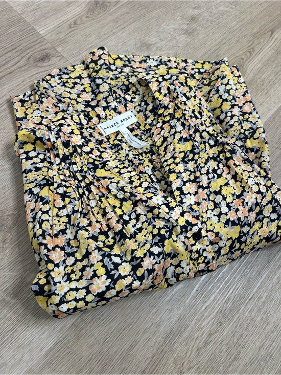 Apiece Apart Apiece Apart 100% Organic Cotton Floral Poplin Button Down Blouse - Cotton