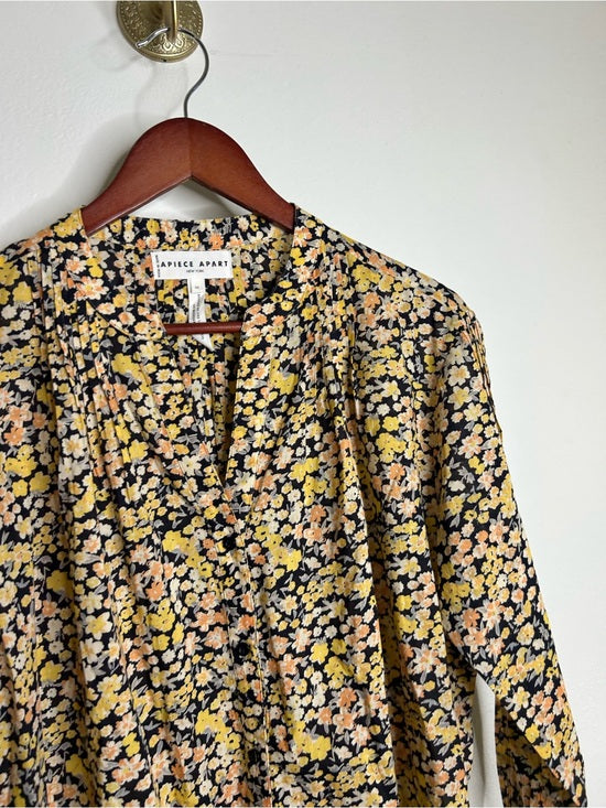 Apiece Apart Apiece Apart 100% Organic Cotton Floral Poplin Button Down Blouse - Cotton