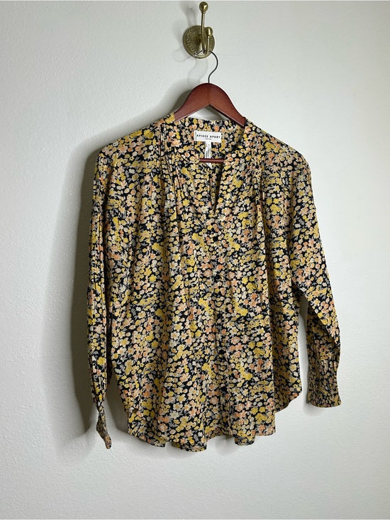 Apiece Apart Apiece Apart 100% Organic Cotton Floral Poplin Button Down Blouse - Cotton