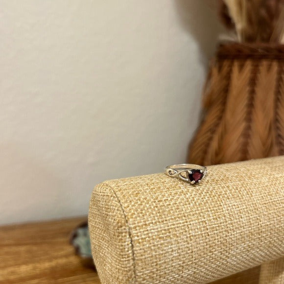 925 Sterling Silver Genuine Garnet Heart Ring