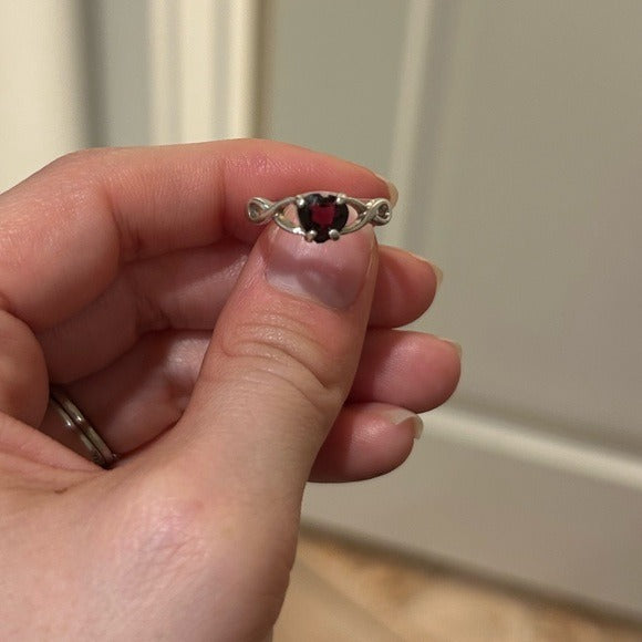 925 Sterling Silver Genuine Garnet Heart Ring