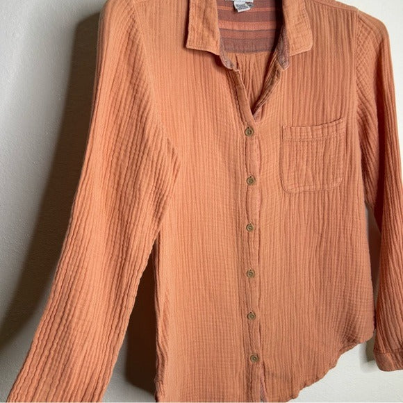 Carbon2Colbat 100% Cotton Gauze Peach Button Down Long Sleeve Top