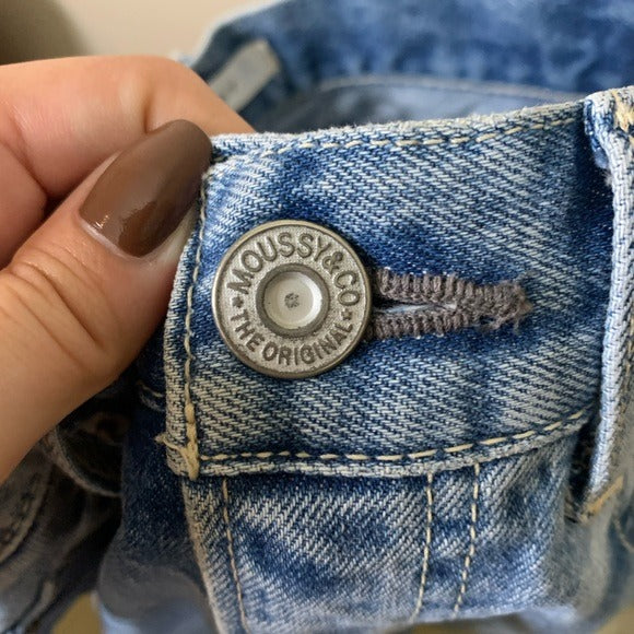 Moussy 100% Cotton High Waisted Cropped Raw Hem Jean
