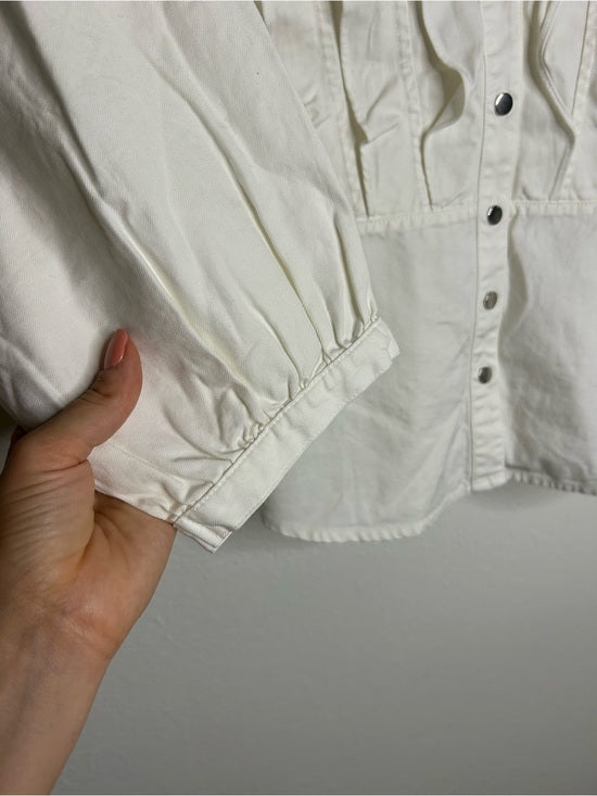 Nation LA 100% Pima Cotton Denim Snap Amelia Rufle Shirt in Cream