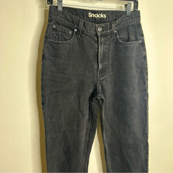 MOTHER Snacks 100% Cotton Black High Waisted Tapered Leg Jean