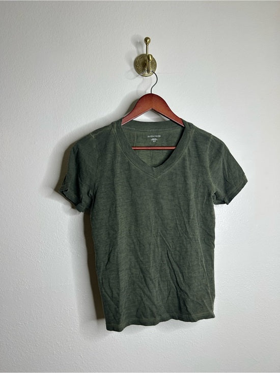 Eileen Fisher Eileen Fisher 100% Organic Cotton Green V - Neck T - Shirt Short Sleeve - Cotton