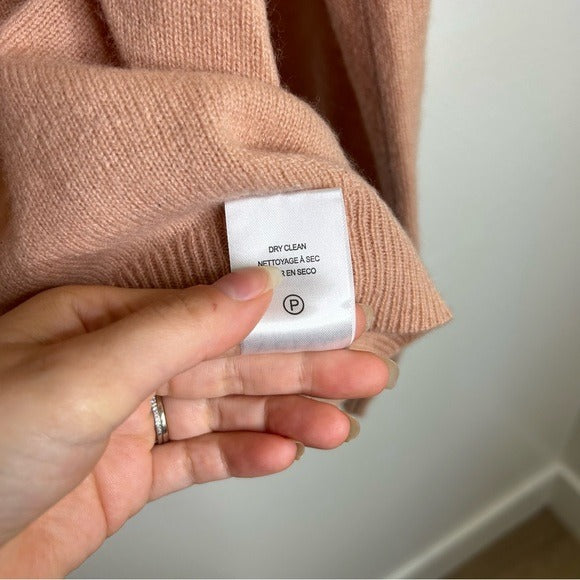 Velvet By Graham &amp; Spencer 100% Cashmere Blush Pink Turtleneck Sweater