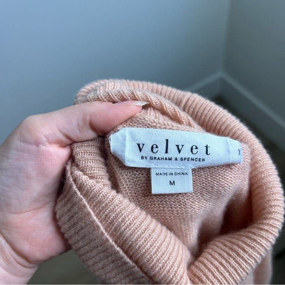 Velvet By Graham &amp; Spencer 100% Cashmere Blush Pink Turtleneck Sweater