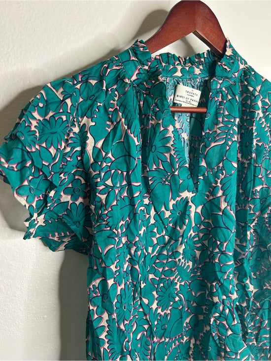 Trovata 100% Cotton Teal Floral Short Flutter Sleeve Clover Blouse