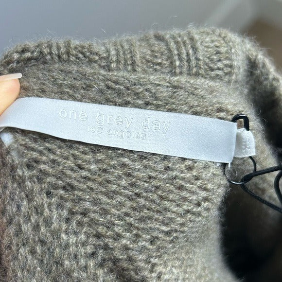 One Grey Day 100% Cashmere Green Textured Puff Sleeve Sweater Green