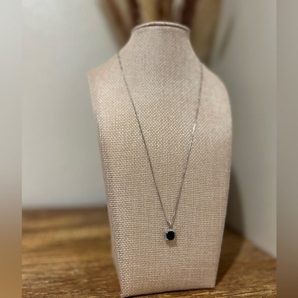 925 Sterling Silver Black Onyx Pendant Necklace