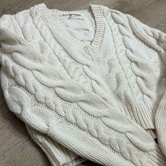 Frame Denim FRAME 100% Merino Wool Cream Thick V - Neck Cable Knit Cropped Sweater - Wool
