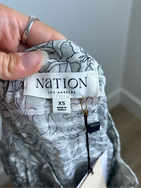Nation LA 100% Cotton Floral Sage Green Button Down Lightweight Blouse