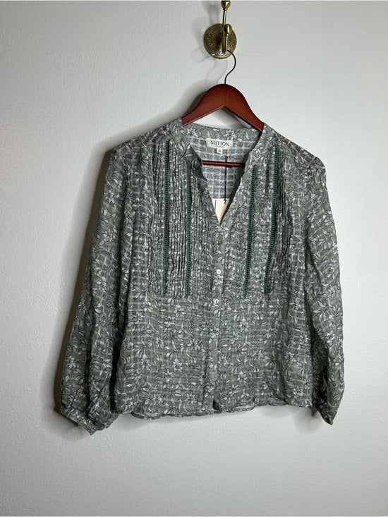Nation LA 100% Cotton Floral Sage Green Button Down Lightweight Blouse