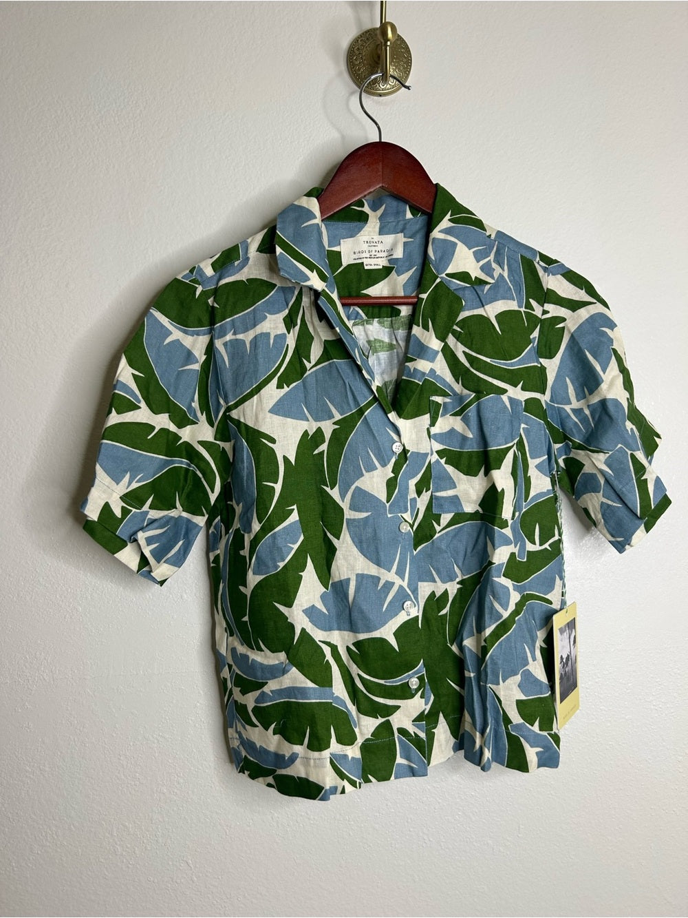 Trovata 100% Linen Nico Short Sleeve Palm Printed Boxy Fit Button Down Top