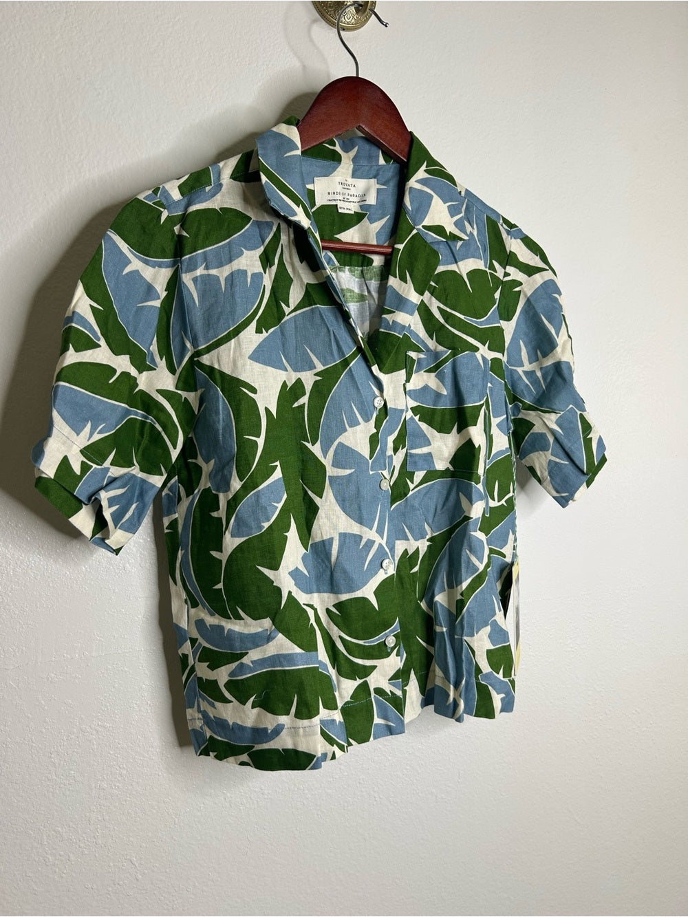 Trovata 100% Linen Nico Short Sleeve Palm Printed Boxy Fit Button Down Top